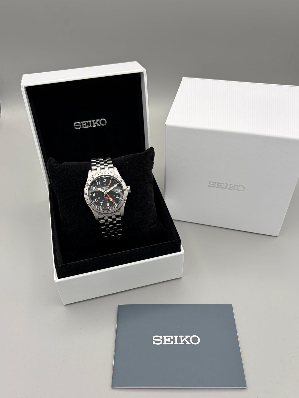 Orologio Seiko 5 Sport Field GMT