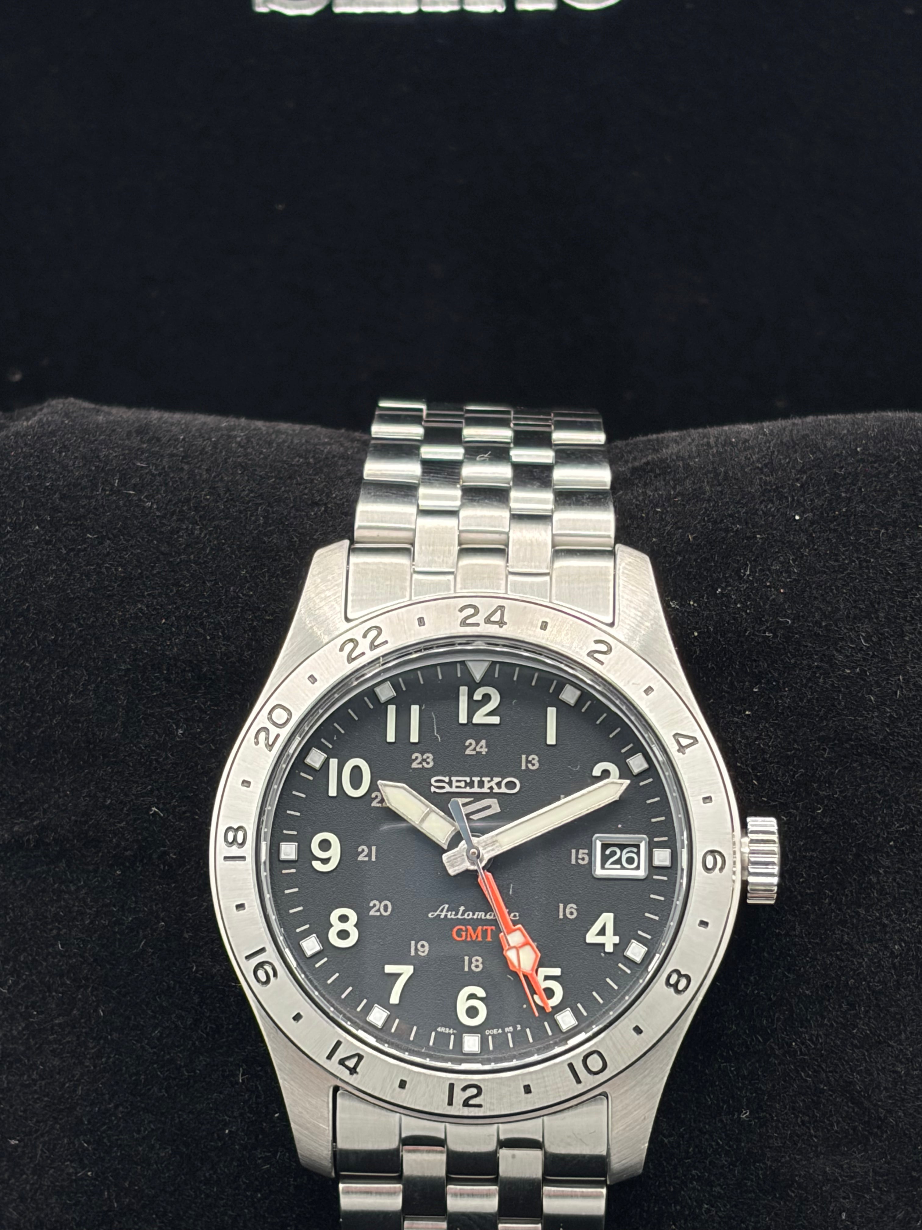 Orologio Seiko 5 Sport Field GMT