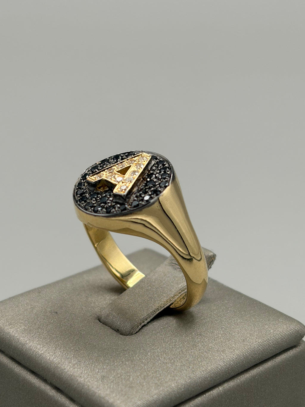 Anello Chevalier lettera A