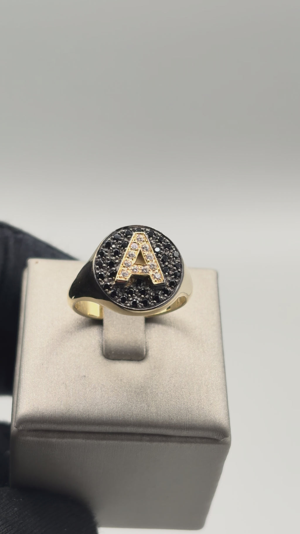 Anello Chevalier lettera A